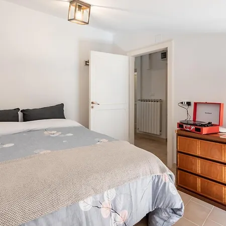 Διαμέρισμα Casa Carol Apt In The Old Center - With Netflix San Costanzo