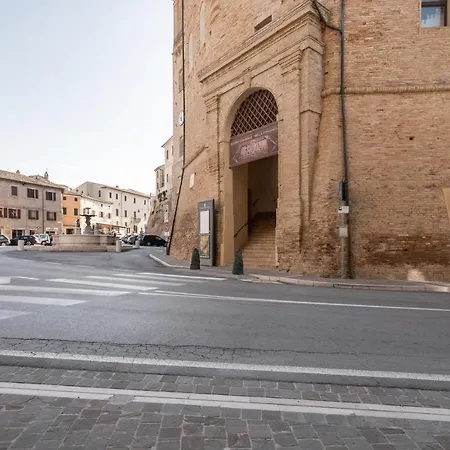 Διαμέρισμα Casa Carol Apt In The Old Center - With Netflix San Costanzo